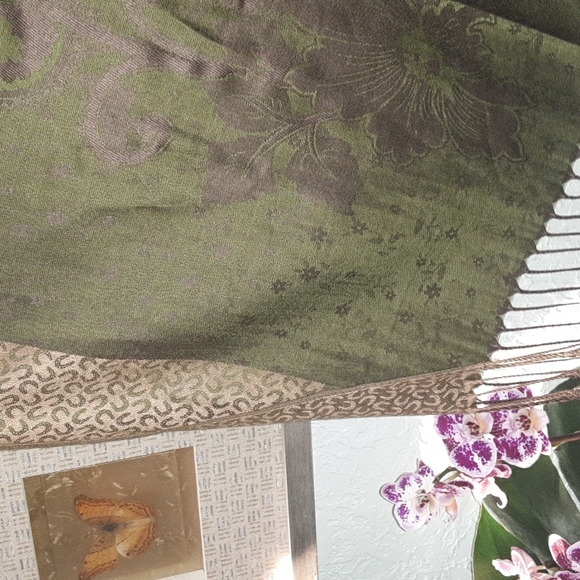 Silk shawl/scarf Beautiful Bohemian floral print - Picture 5 of 7